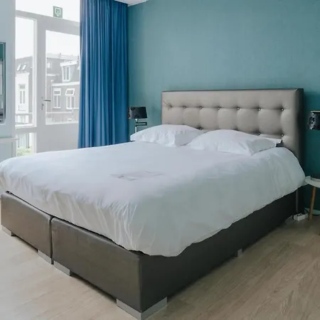 Hotell Room11 Haag