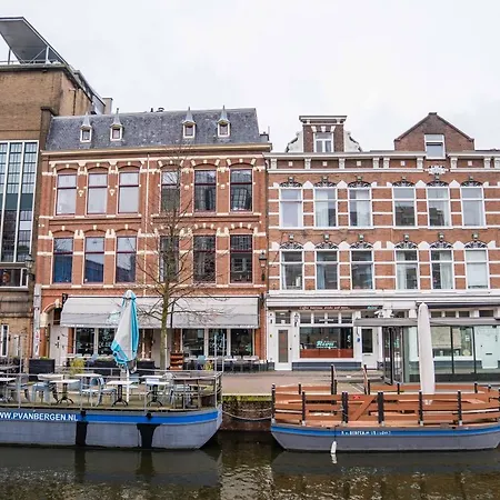 Room11 2* Haag